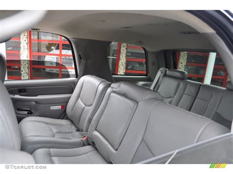 2003 GMC Yukon Denali AWD interior Photo #50888488 | GTCarLot.com