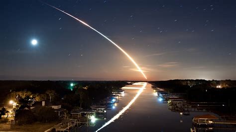 Free Images : light, sky, night, dusk, reflection, meteor, moon, astronomical object, atmosphere ...