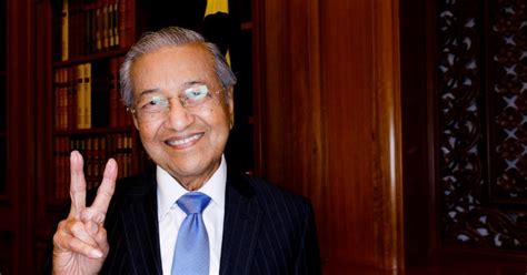 Dr Mahathir Conferred Honorary Doctorate By Japan University New