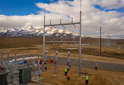 Local Members Build Nations Largest Dc Coupled Combined Solar And