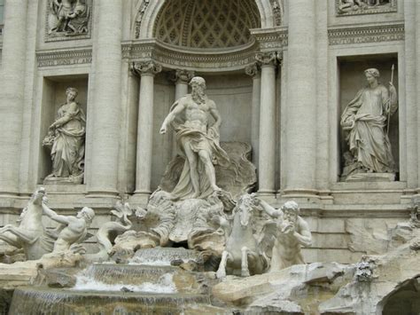 visiting rome  trevi fountain   travel