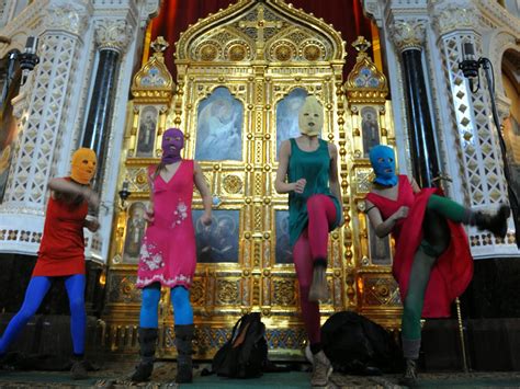 Integrantes de Pussy Riot son expulsadas de la banda por sus compañeras Notas BioBioChile