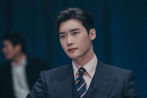 Các kiểu tóc hot nhất của Lee Jong Suk AllThingsBeauty