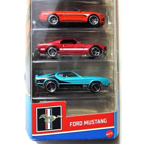 Set De 5 Masinute Hot Wheels Ford Mustang Diverse Modele Scara 1 64 EMAG Ro