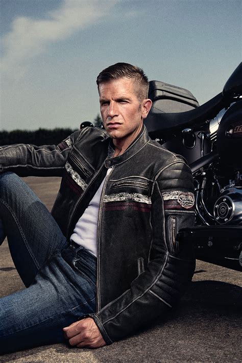 Segura al Motor Bike Expo - WheelsMag