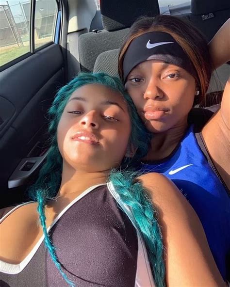 Pin By Anjie D On GOG Girlfriend Goals Cute Lesbian Couples Couple Goals Teenagers