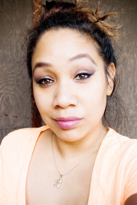 Sweet Melody FOTD Featuring Urban Decay Naked 3 Palette Honeygirlsworld Hawaii Lifestyle Blog