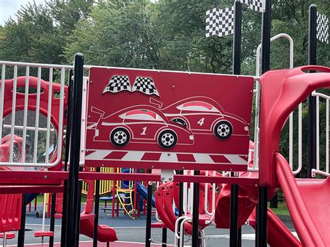 Lightning Brook Park Gallery | MRC Recreation