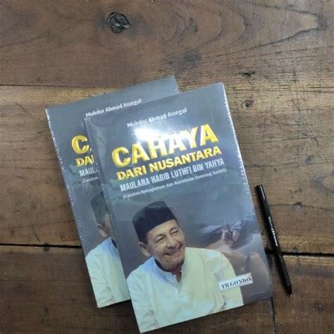 Jual Buku Cahaya Dari Nusantara Original Shopee Indonesia