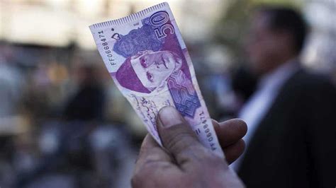 Pakistan S Rupee Plummets Against The Dollar As Country S Government