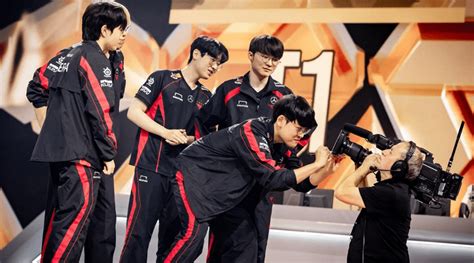 Faker Leads T To Glory At League Of Legends Esports World Cup