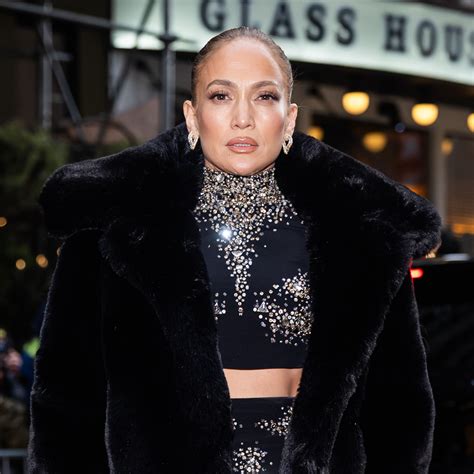 Jennifer Lopez Dazzles In A Schiaparelli Naked Dress At The Met Gala Marie Claire