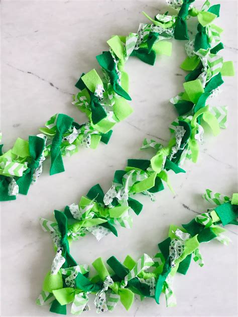 St Patricks Day Shamrock Garland Green Ragtie Garland Rag Etsy