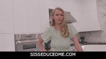 Sisseducedme El Esperma De Stepbro Es El Pegamento Entre La Madrastra Y Yo Xvideos