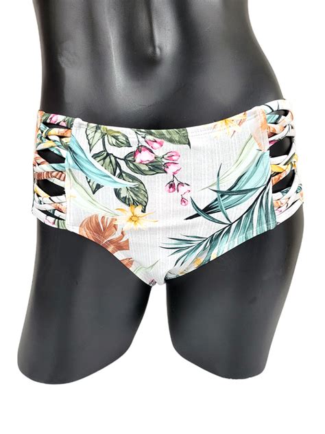 Bas De Maillot Bikini Nass Eau Fl B