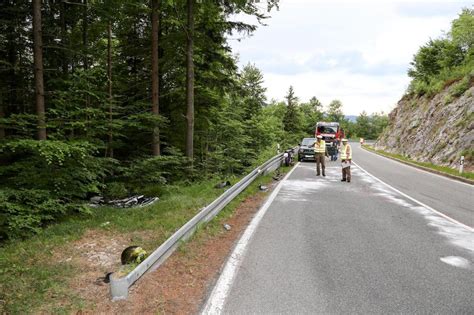 Kochel Am See Fotos Vom Schweren Unfall Mit Zwei Motorr Dern Am Kesselberg