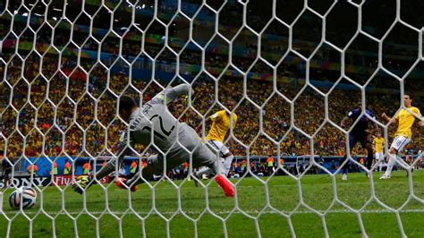 Футбол: Бразилія прощається з чемпіонатом світу