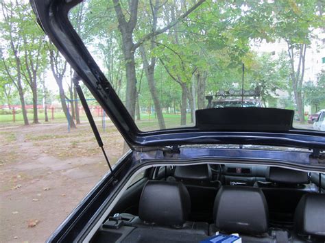 Газовые упоры багажника Stabilus 017468 (515N) Octavia Tour — Skoda ...