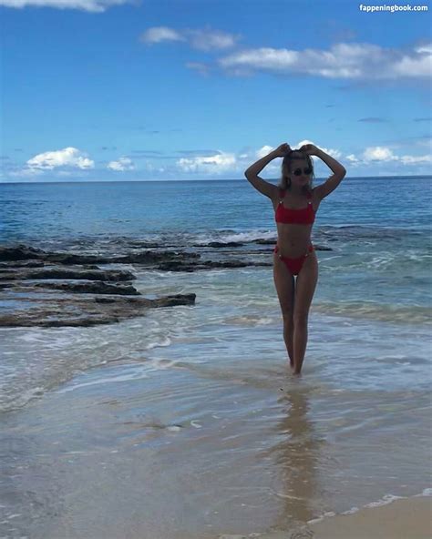 Ella Purnell Nude OnlyFans Leaks Fappening Page 4 FappeningBook