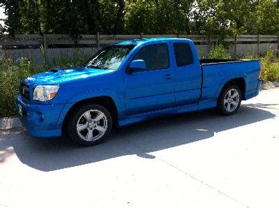 Toyota Tacoma X-Runner 2008. Pictures. Specs.