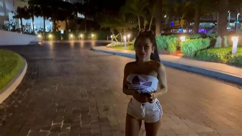 Complete Fucking In The Uber With The Horny Asian Cj Miles Xnxx