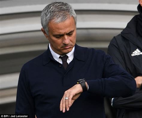 Jose Mourinho Watch How Chelsea Homecoming Unfolded For The Manchester United Manager Daily