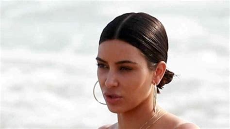 Kim Kardashian Misure Esplosive In Bikini Curve Mozzafiato E Cellulite