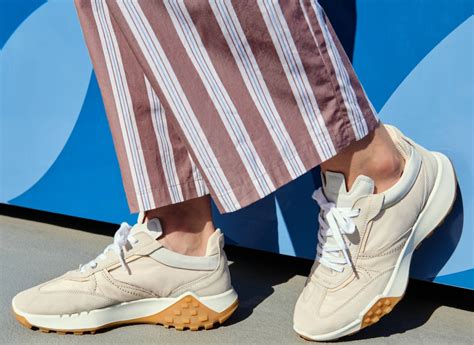 Кроссовки ECCO RETRO SNEAKER W 211703/60364 женские, цвет бежевый ...