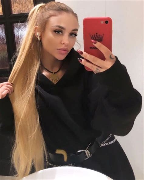 Gorgeous Yana Y O From Kiev With Blonde Hair Id Ladadate