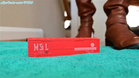 Test Shots Ms Chen S Slow Motion Boot Crush Mov Amateur Soles Giantess And Footjobs