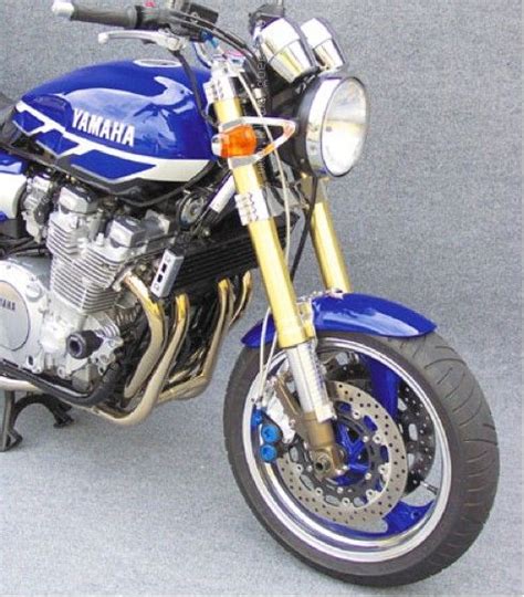 Klaus Goerz Motorradteile und Motorradzubehör für Sportler Supersportler und Naked Bikes