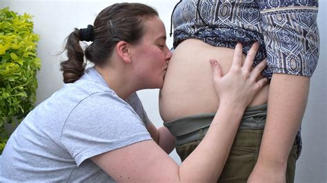 Maternidad Gay C Mo Es El M Todo Que Eligen Cada Vez M S Parejas De Mujeres Para Tener Hijos
