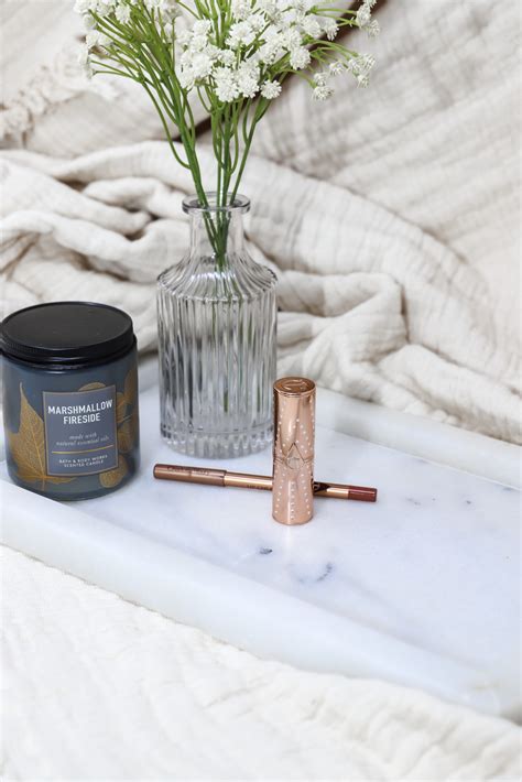 Universal Nude Lipstick Combo IsabelxMarie