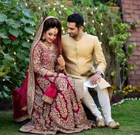 Pin By Shaadi Inspiration On Jodi No Couple Wedding Dress Indian