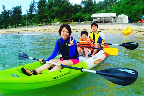 ＜地域クーポン対応＞【沖縄・宜野座村・シーカヤック】無人浜を目指そう！カヤックアドベンチャーツアー（オプション・bbq）｜アソビュー！