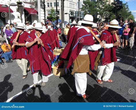 Peruvian Flute Band editorial image. Image of hats, avenue - 26765730