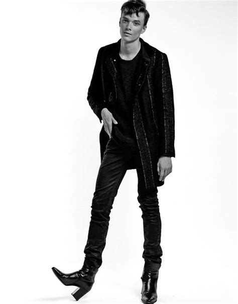 Dior Homme Et Slp D Riv Fashion Models Men Mens Outfits Men In Heels