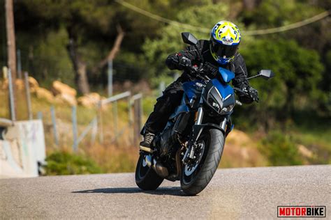 QJMotor SRK 700 Super Test The Naked Truth MotorBike Gr