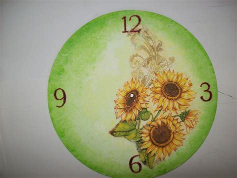 ПОДСОЛНУХ: Настенные часы на кухню. Декупаж