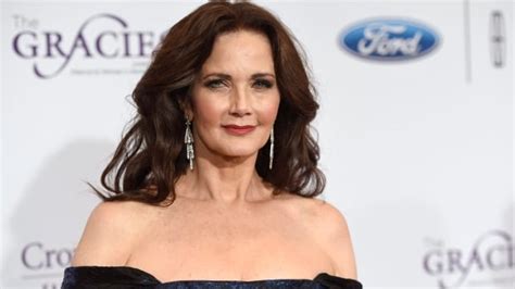 When Wonder Woman meets Supergirl: Lynda Carter set for TV role | CBC News