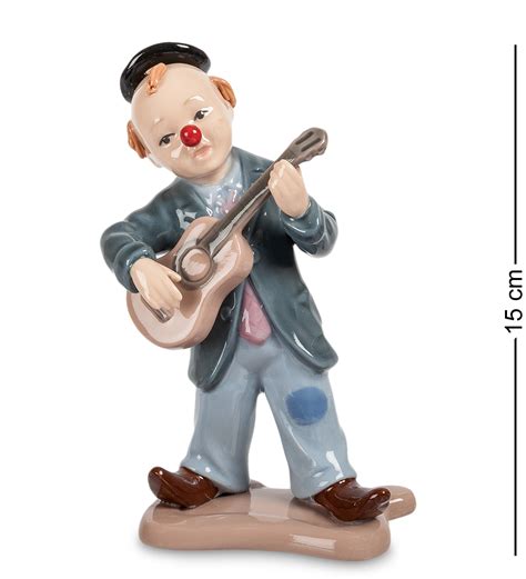 Клоуны. CMS-23/34 Фигурка "Клоун с гитарой" (Pavone) - Цена: 3 630 руб.