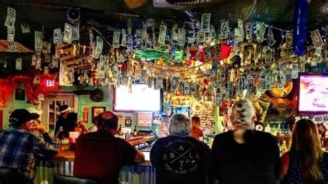 Best Dive Bar In Every State 24 7 Wall St