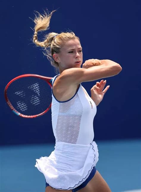 Lingerie Model Tennis Ace Denies Escaping Italy And Opens Up On Retirement Daily Star