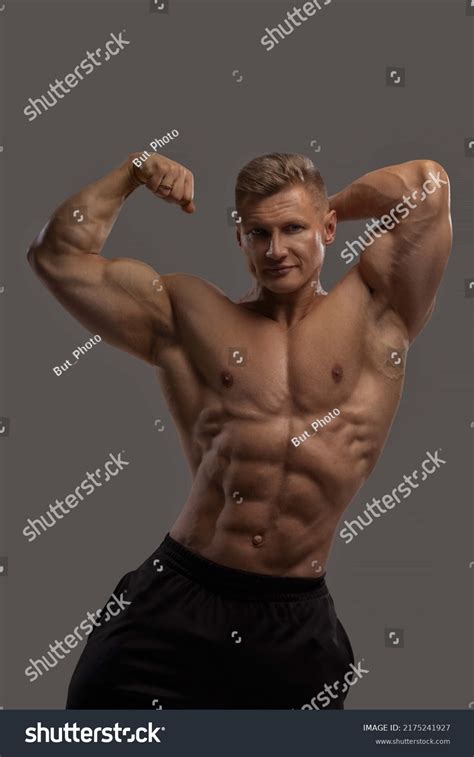 Athlet Naked Torso Demonstrates Latissimus Dorsi Stock Photo Shutterstock