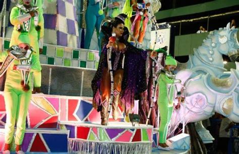 Rio De Janeiro Carnival Is As HOT As It Always Is 81 Pics Izispicy