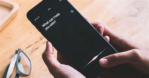 Is Siri Listening Apple Contractors Hear Recordings Of Sex Private Info Thrillist