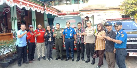 DINAS PEMADAM KEBAKARAN DAN PENYELAMATAN KOTA YOGYAKARTA Damkarmat