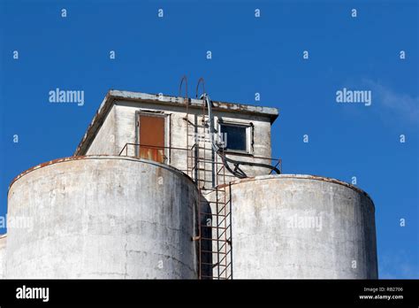 Concrete Silo Hi Res Stock Photography And Images Alamy