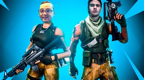 Jugando Con La Skin De Noob Fortnite Youtube