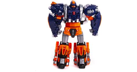 Игрушка трансформер-авточенджер Metalions Харрикейн 16 см Young Toys ...